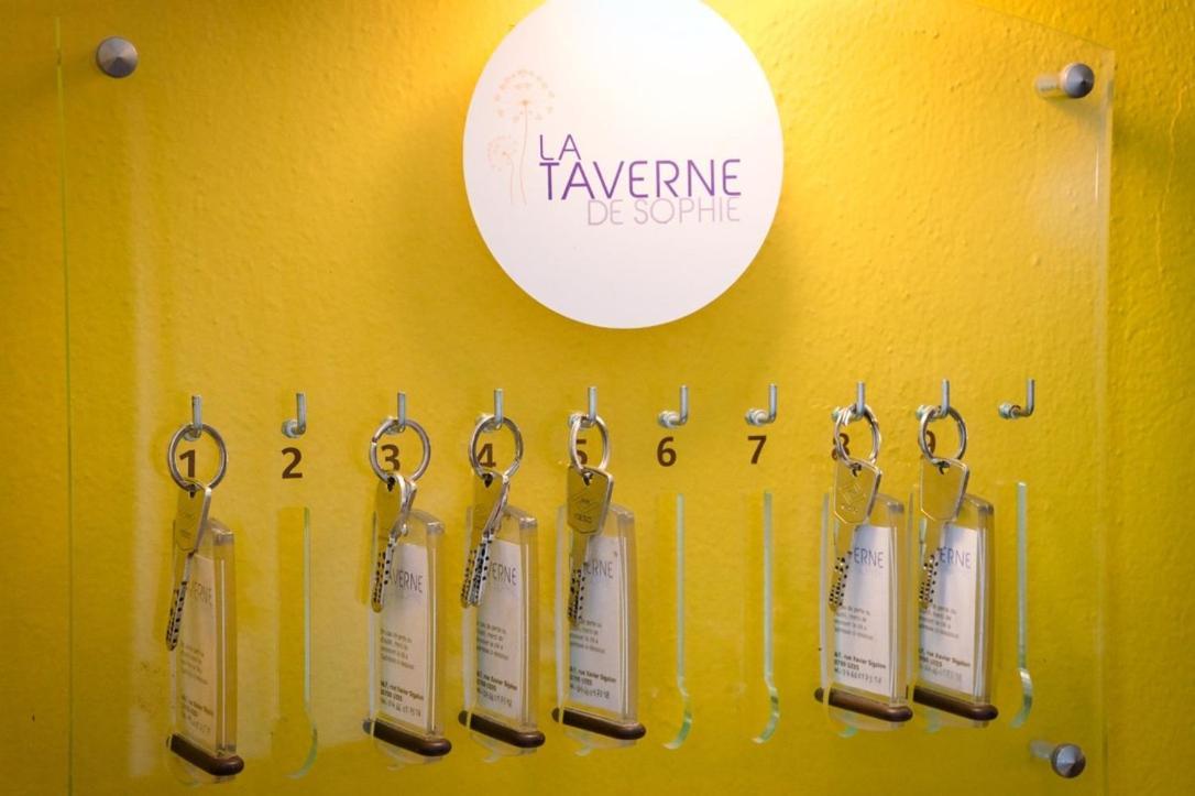 La Taverne Uzès Esterno foto