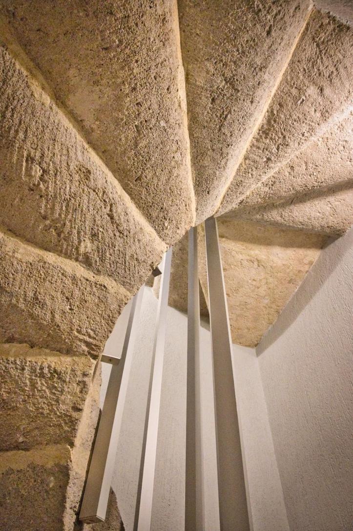 La Taverne Uzès Esterno foto